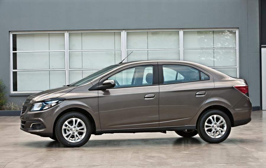  Chevrolet Prisma LTZ 2013 года  (фото 17 из 75)